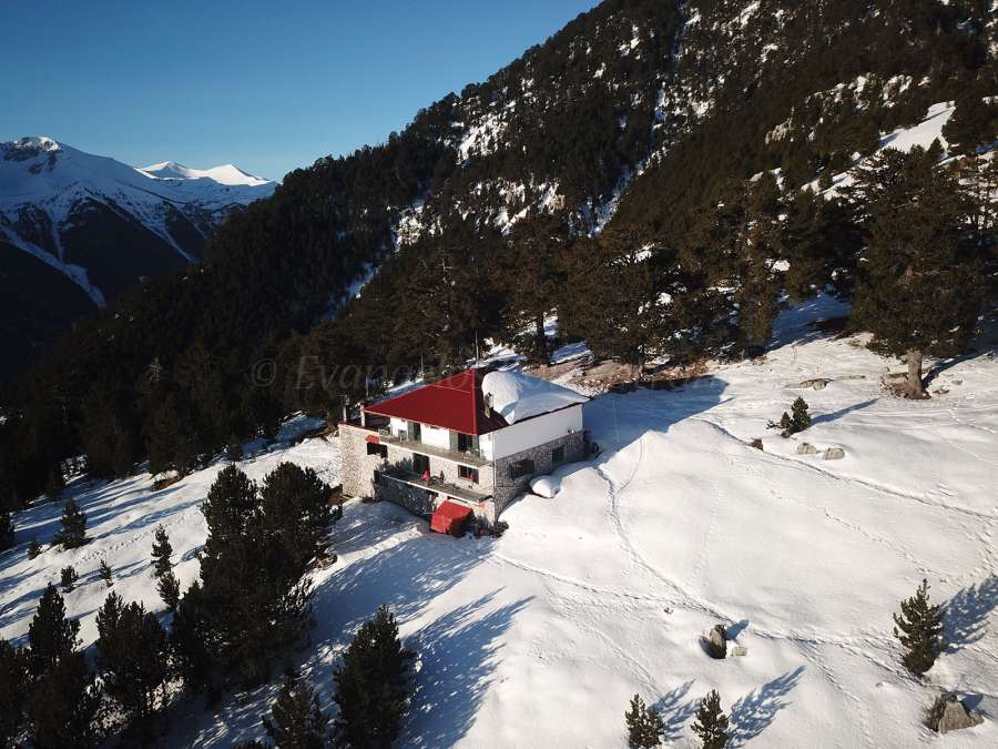 Olympus Refuge Petrostrouga 1.940m Greece