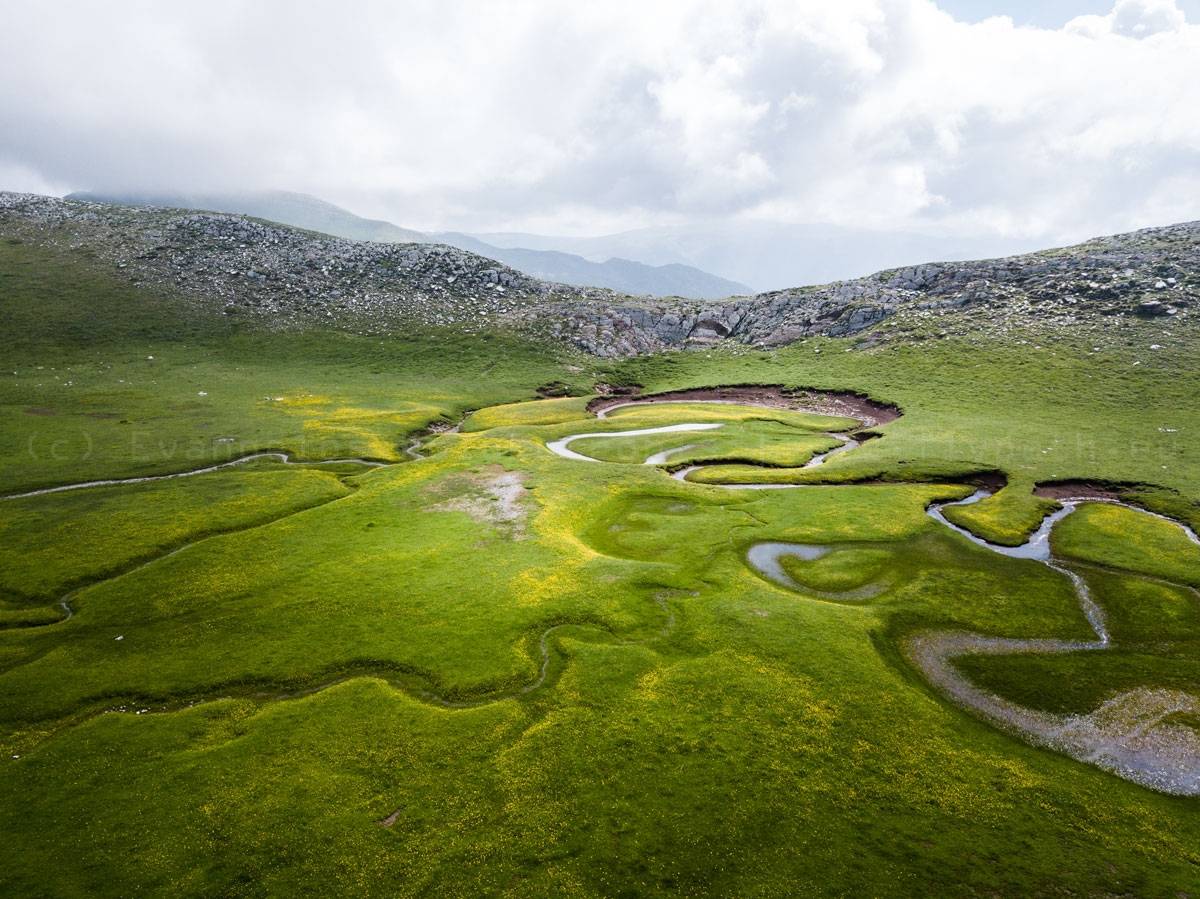 Verliga Alpine Lake Mt. Lakmos - Chaliki